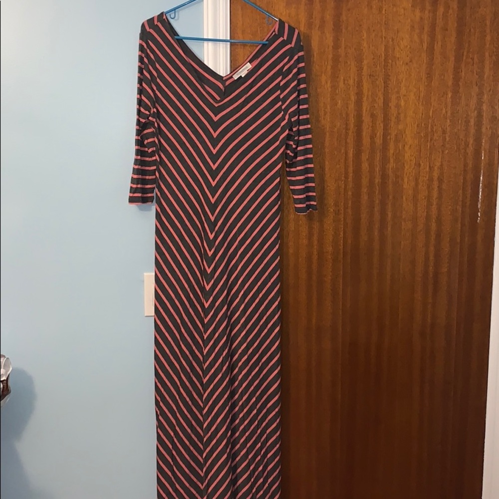 Motherhood Maternity Maxi